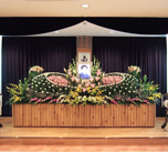 花祭壇（家族・一般葬儀向き）
